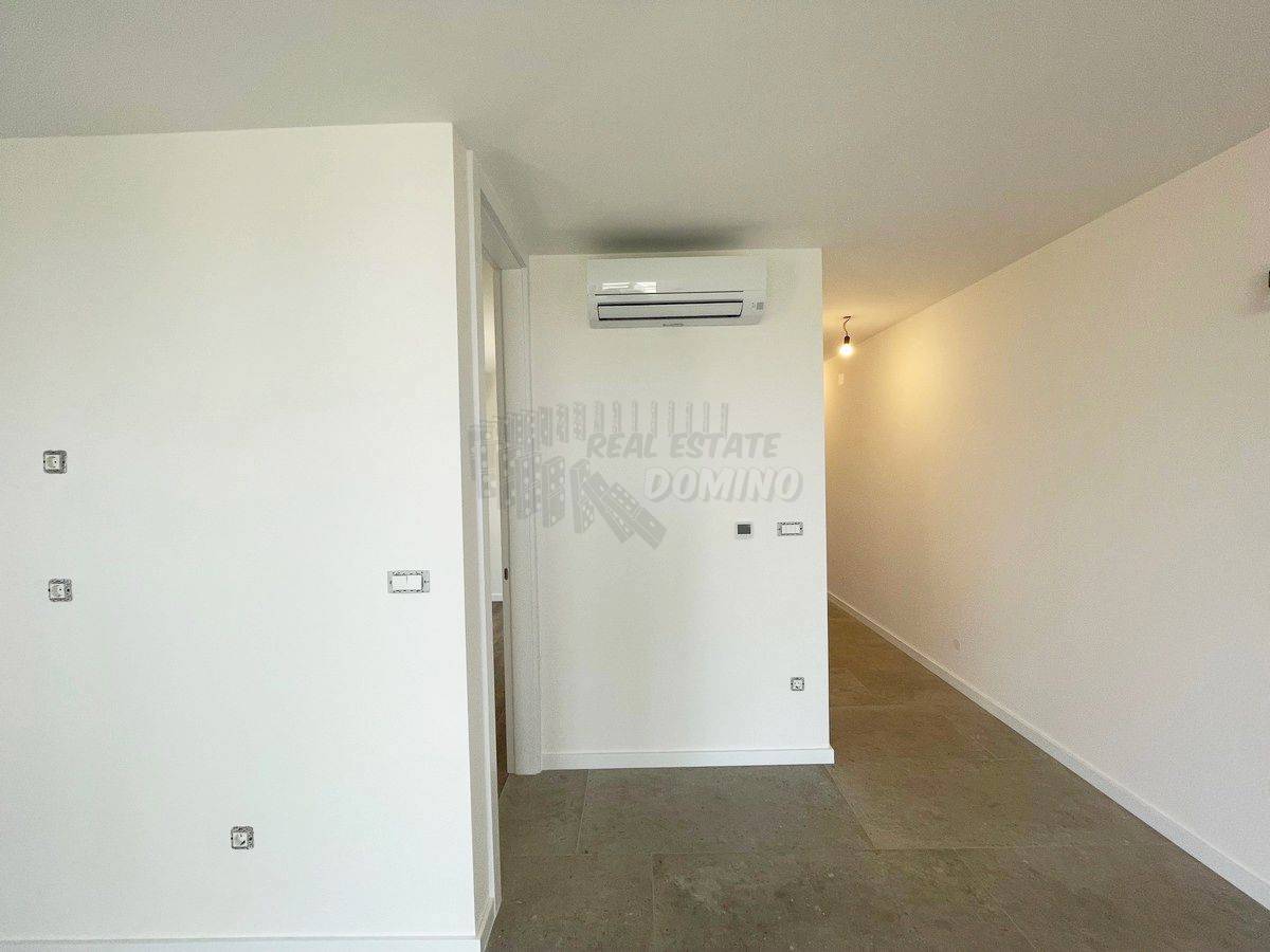 Novogradnja 150 metrov od morja! Otok Krk!