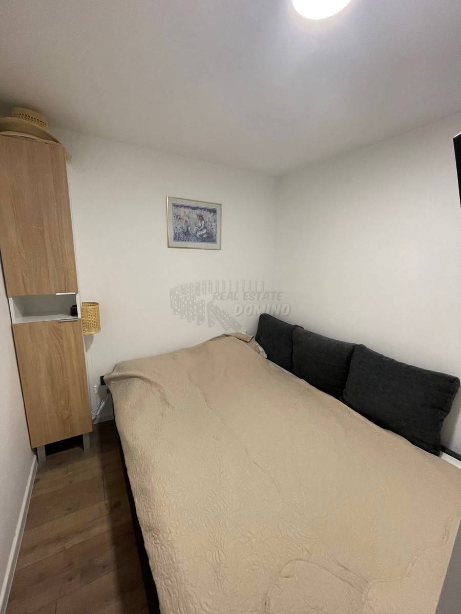 Lepa, prenovljena hiša z vrtom 150 m od morja! Punat