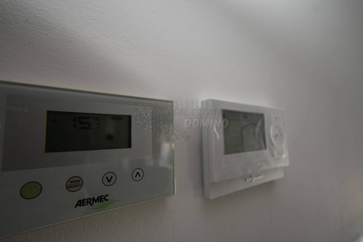 Penthouse 100 metrov od plaže z dvigalom!