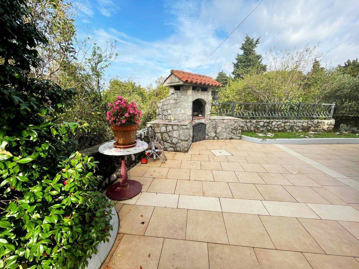 Hiša Dobrinj, 120m2