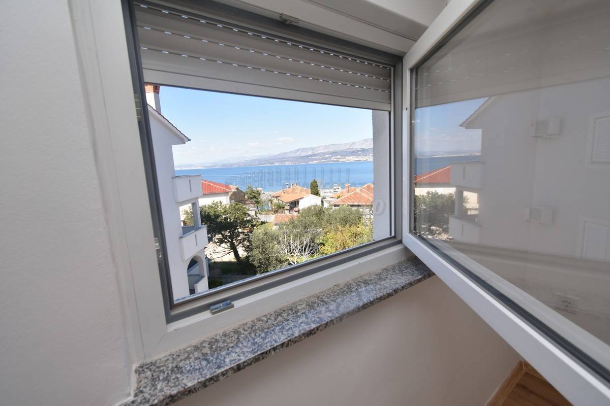 Stanovanje 150 metrov od morja! Pogled na morje!