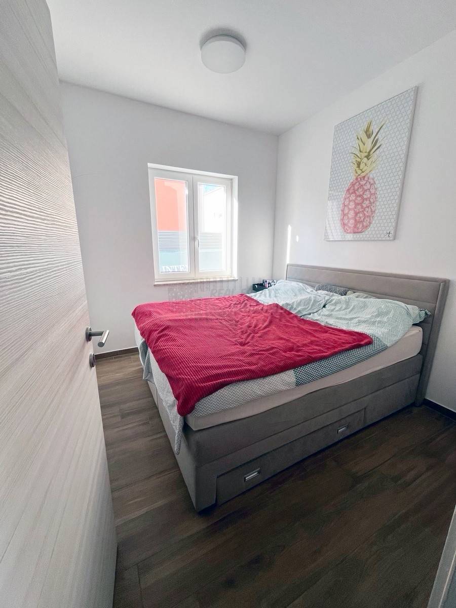 Apartma z veliko teraso, Malinska!