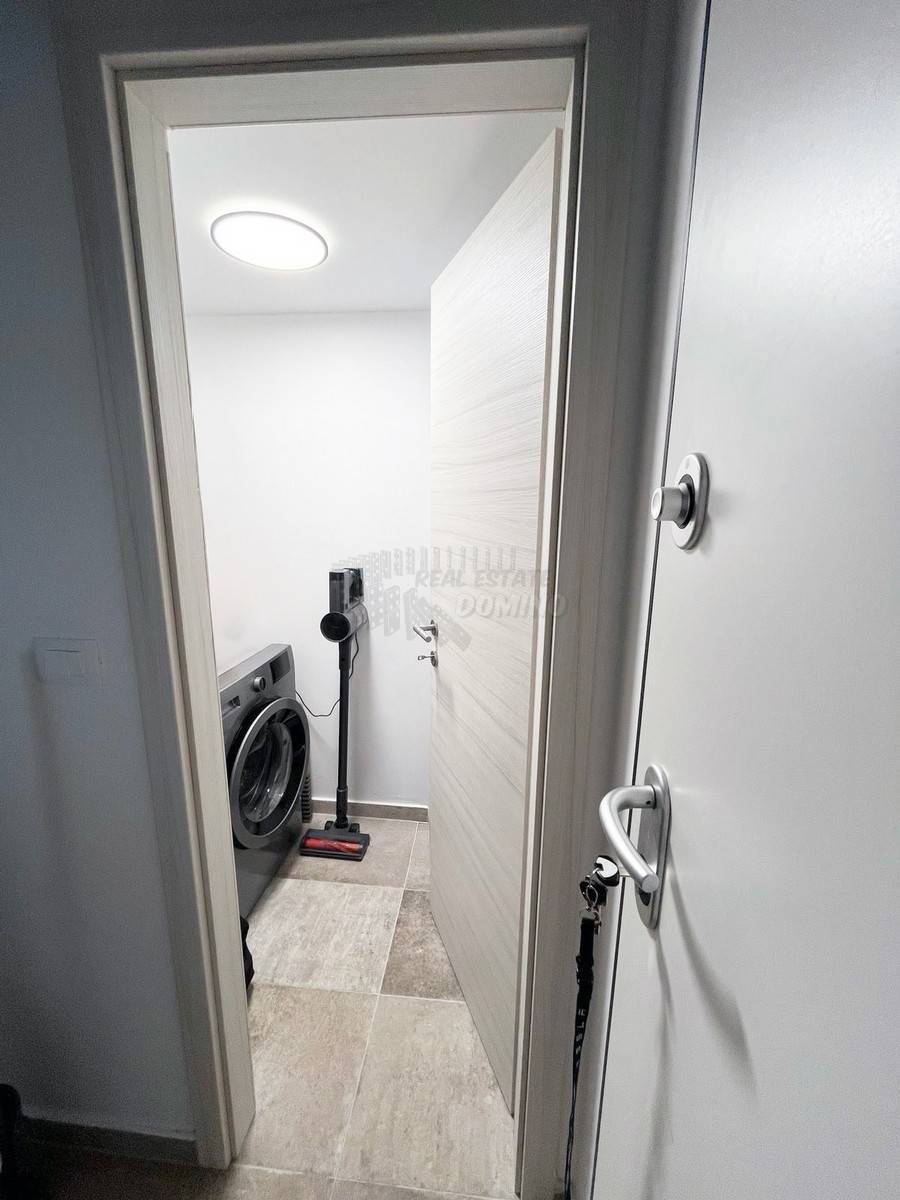 Apartma z veliko teraso, Malinska!