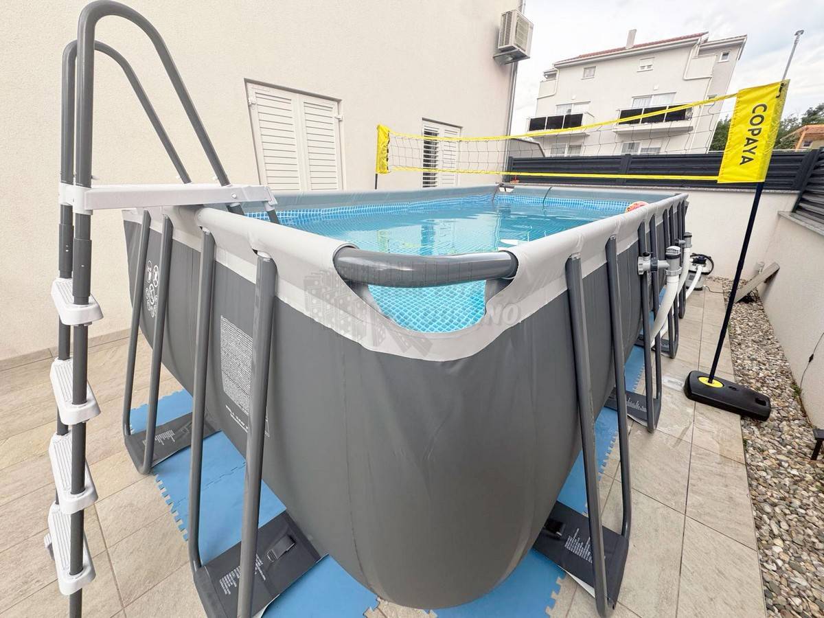 Apartma z veliko teraso, Malinska!