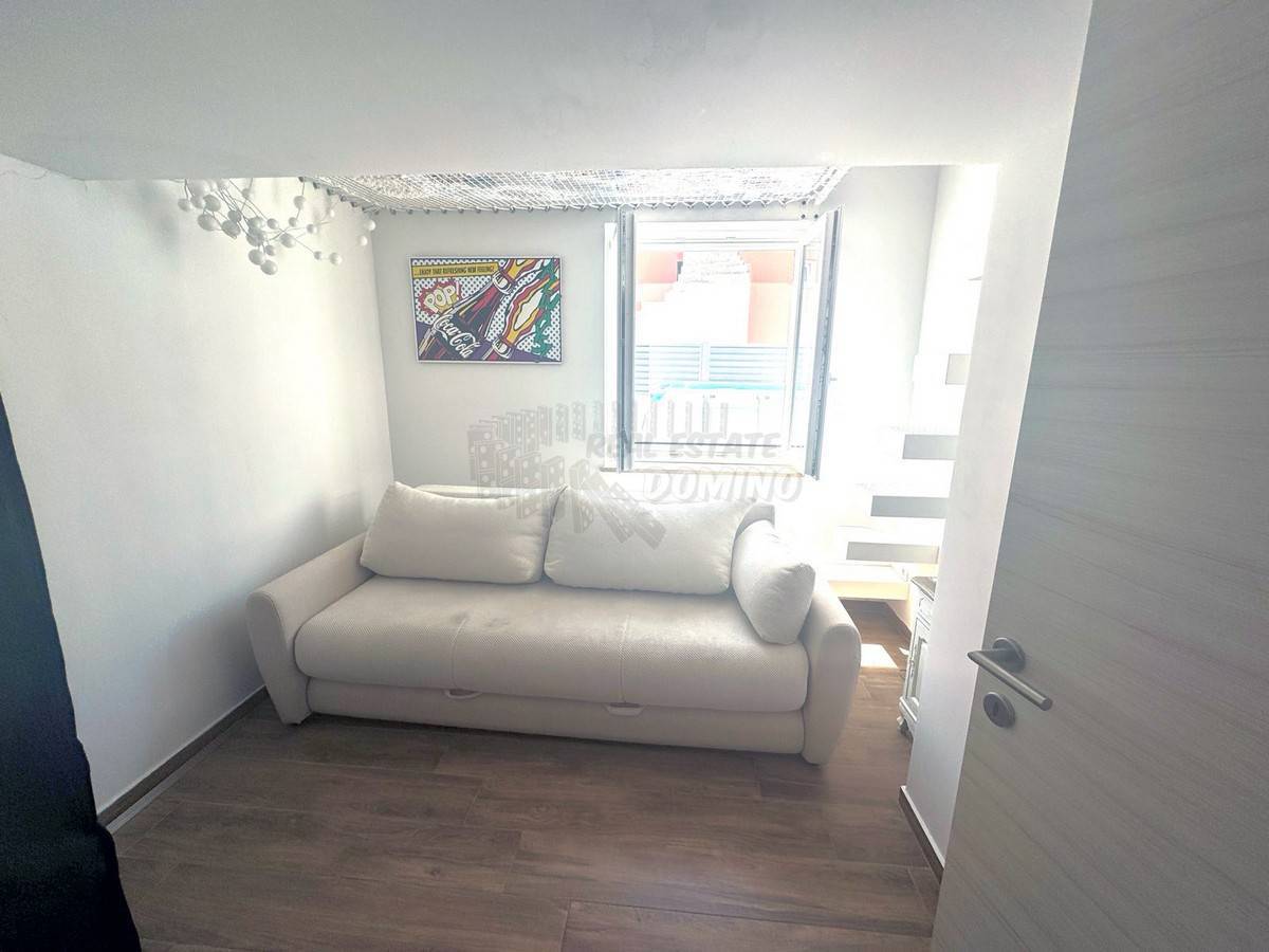 Apartma z veliko teraso, Malinska!