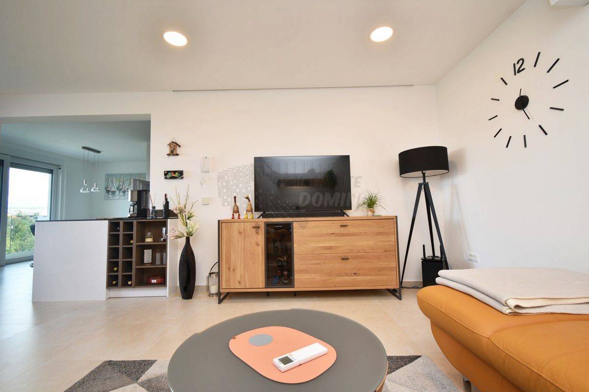 Elitni del Malinske, Rova, luksuzni apartma! Pogled na morje!