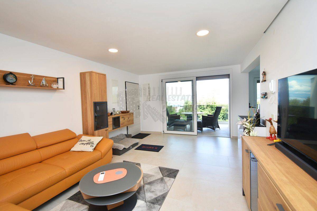 Elitni del Malinske, Rova, luksuzni apartma! Pogled na morje!