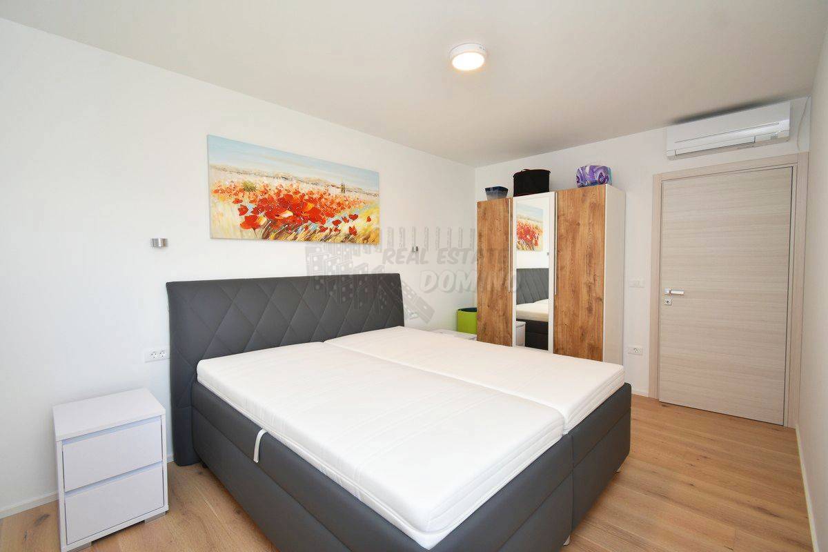 Elitni del Malinske, Rova, luksuzni apartma! Pogled na morje!