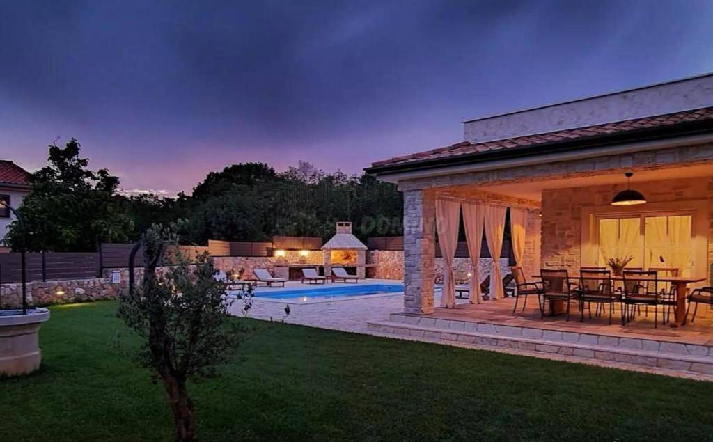 Vila v mediteranskem stilu, otok Krk!