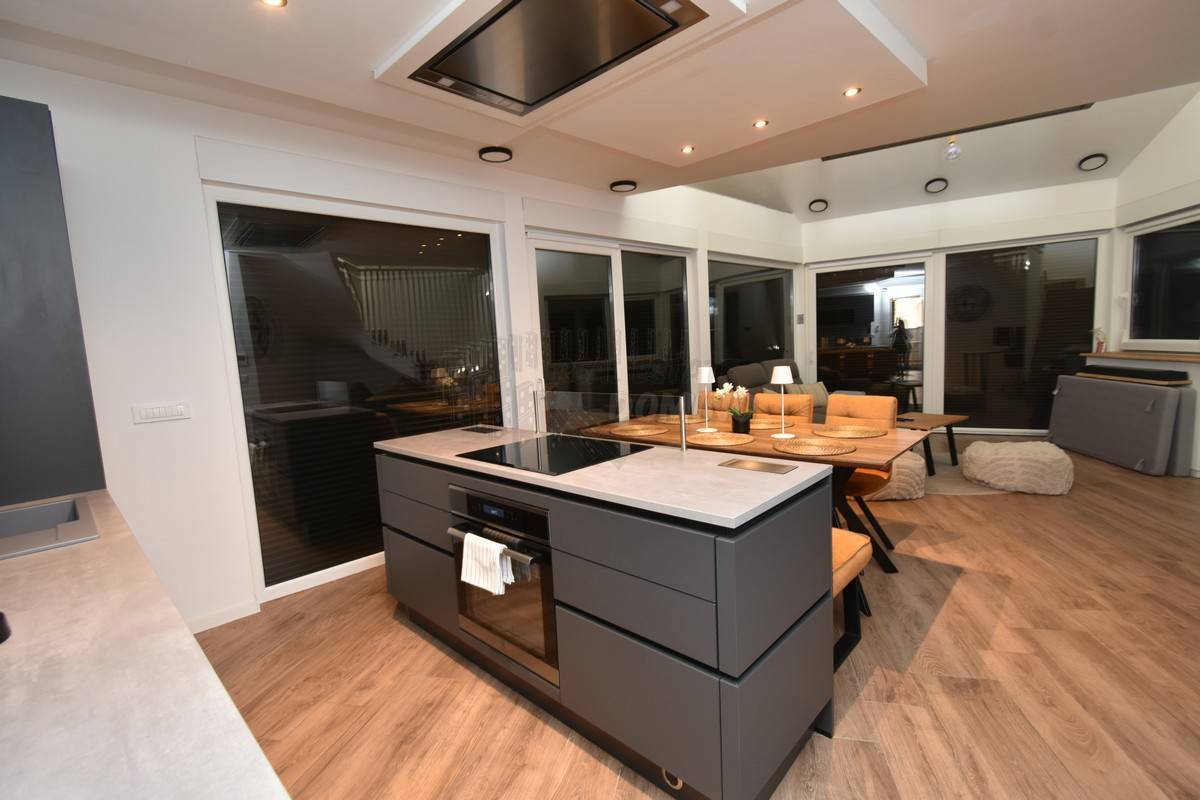 Čudovit Penthouse s panoramskim razgledom! Punat