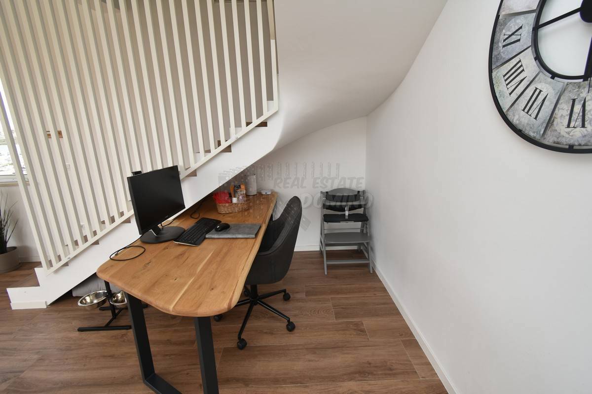 Čudovit Penthouse s panoramskim razgledom! Punat