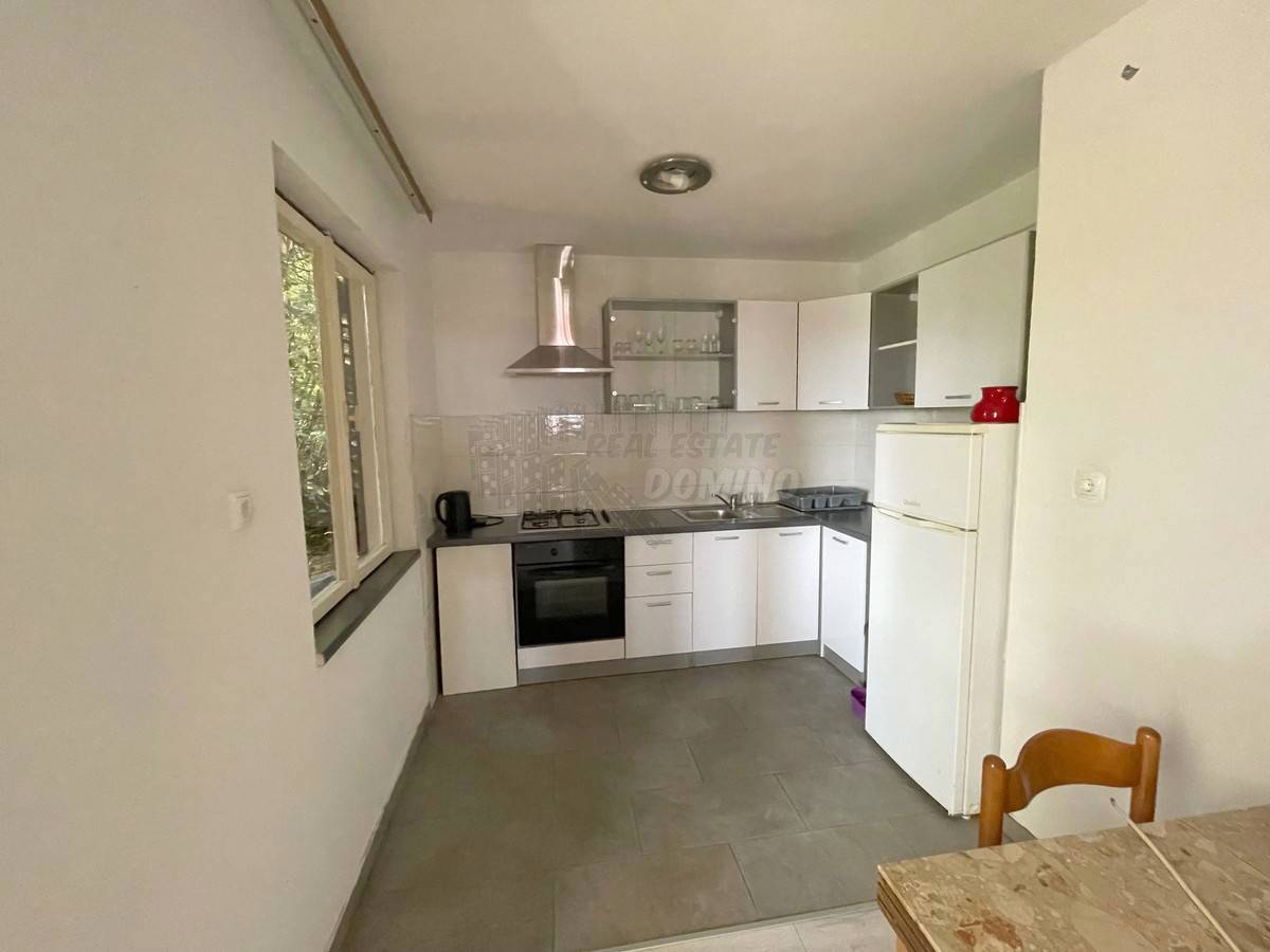 Hiša s 3 apartmaji in čudovitim razgledom! šilo!