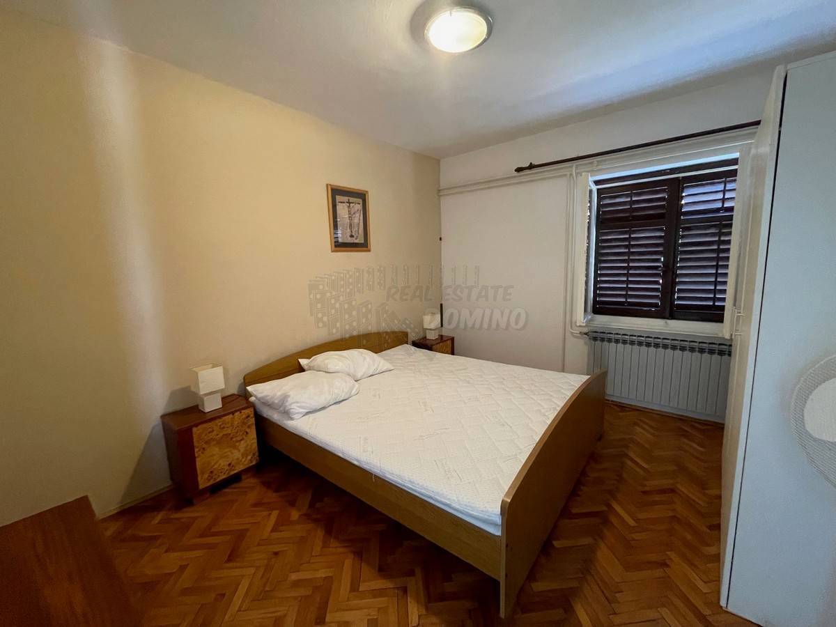 Hiša s 3 apartmaji in čudovitim razgledom! šilo!