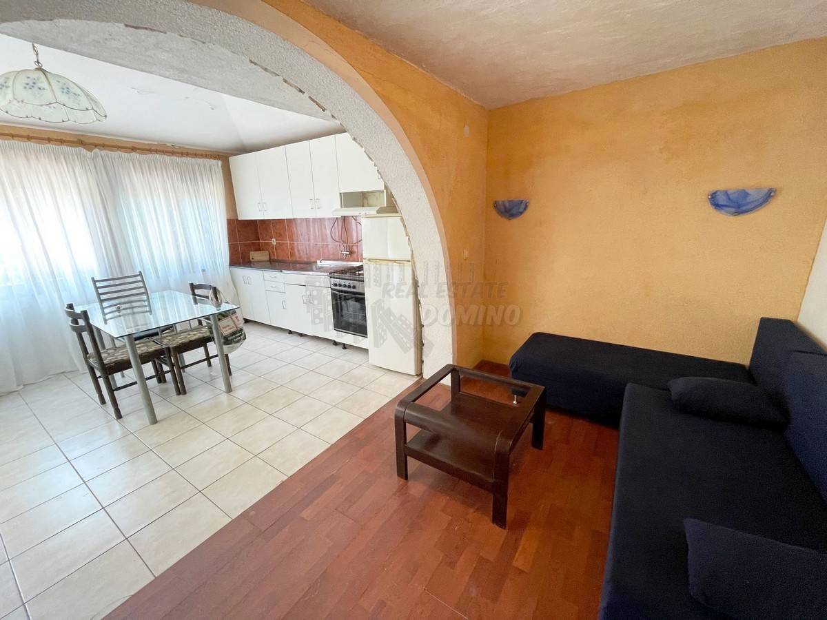 Hiša s 3 apartmaji in čudovitim razgledom! šilo!