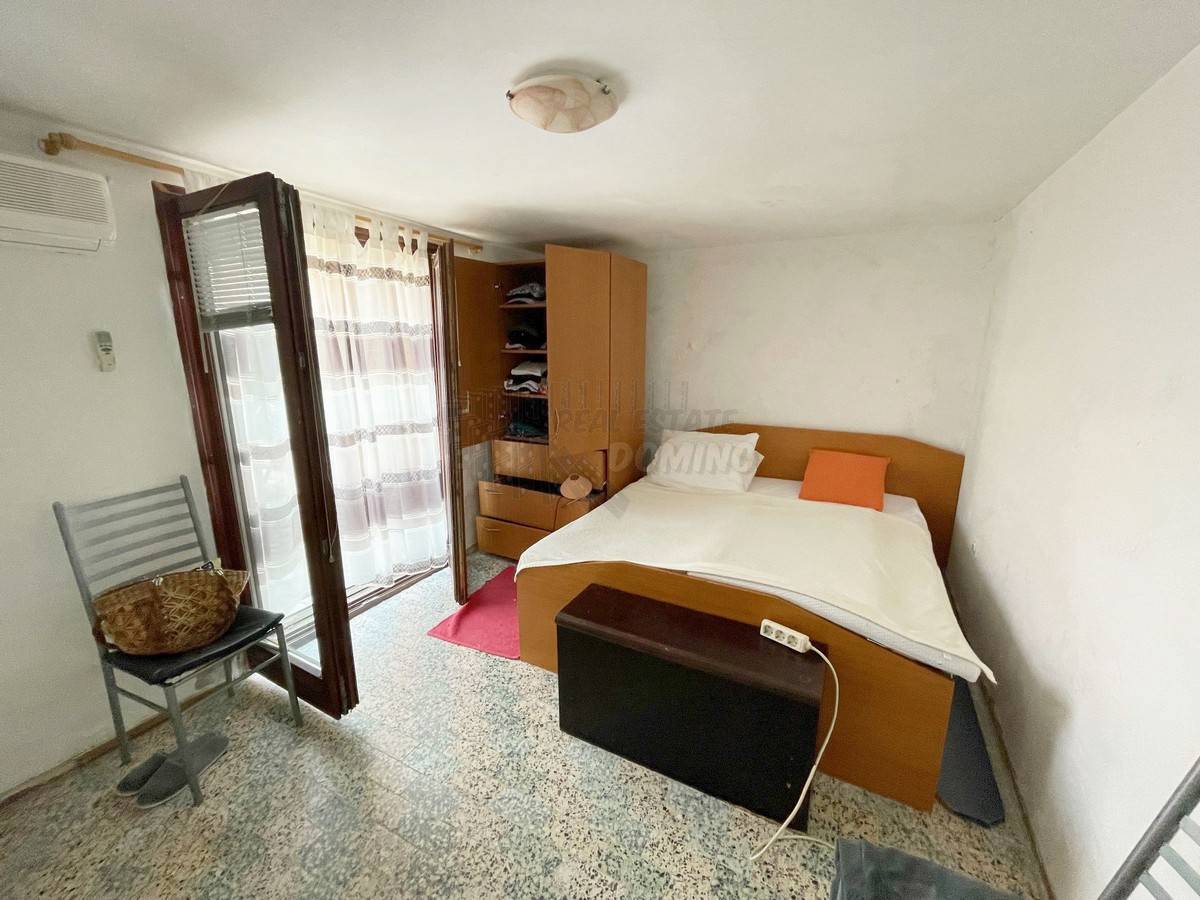 Hiša s 3 apartmaji in čudovitim razgledom! šilo!