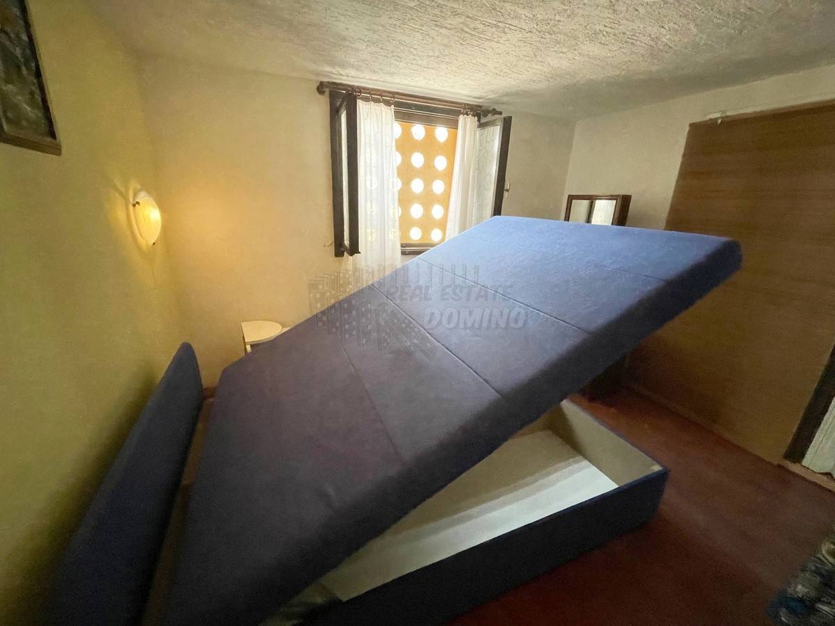 Hiša s 3 apartmaji in čudovitim razgledom! šilo!