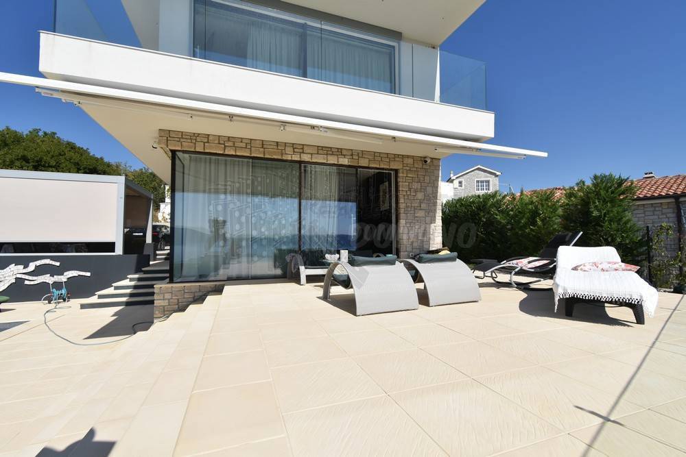 Edinstvena vila! Otok Krk!