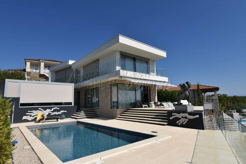 Edinstvena vila! Otok Krk!