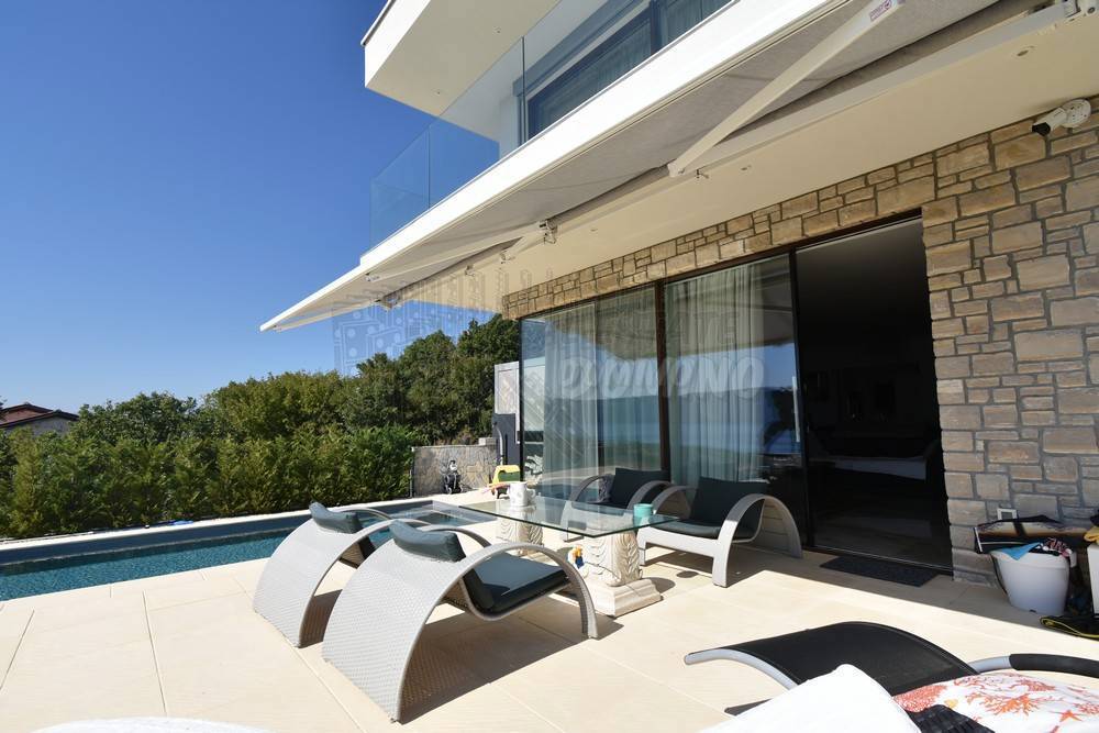 Edinstvena vila! Otok Krk!