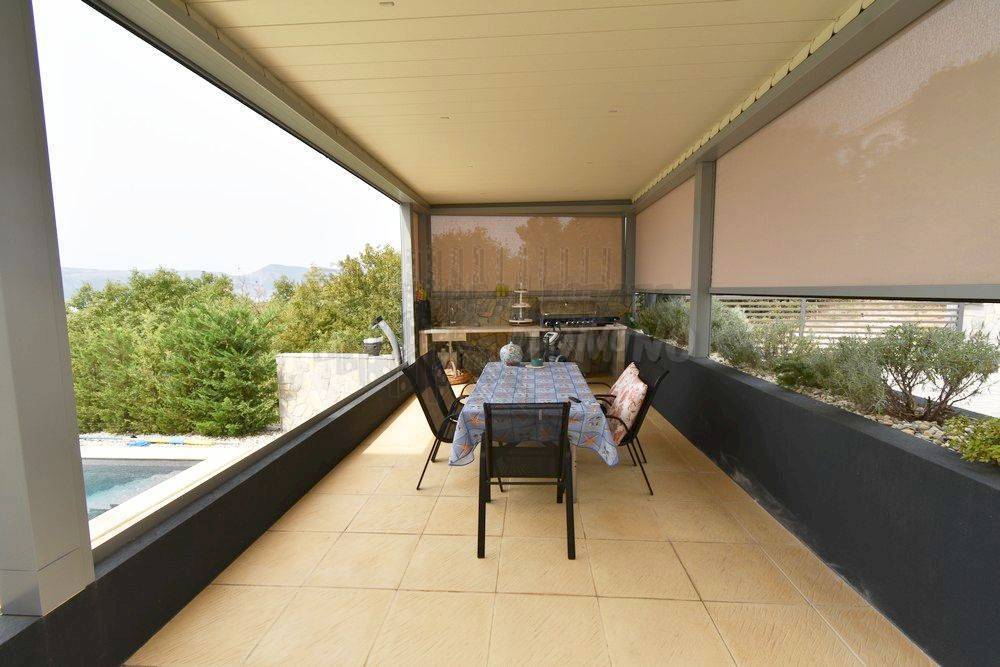 Edinstvena vila! Otok Krk!