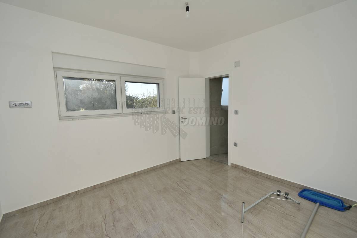 Luksuzna nova hiša s 4 spalnicami! Otok Krk!