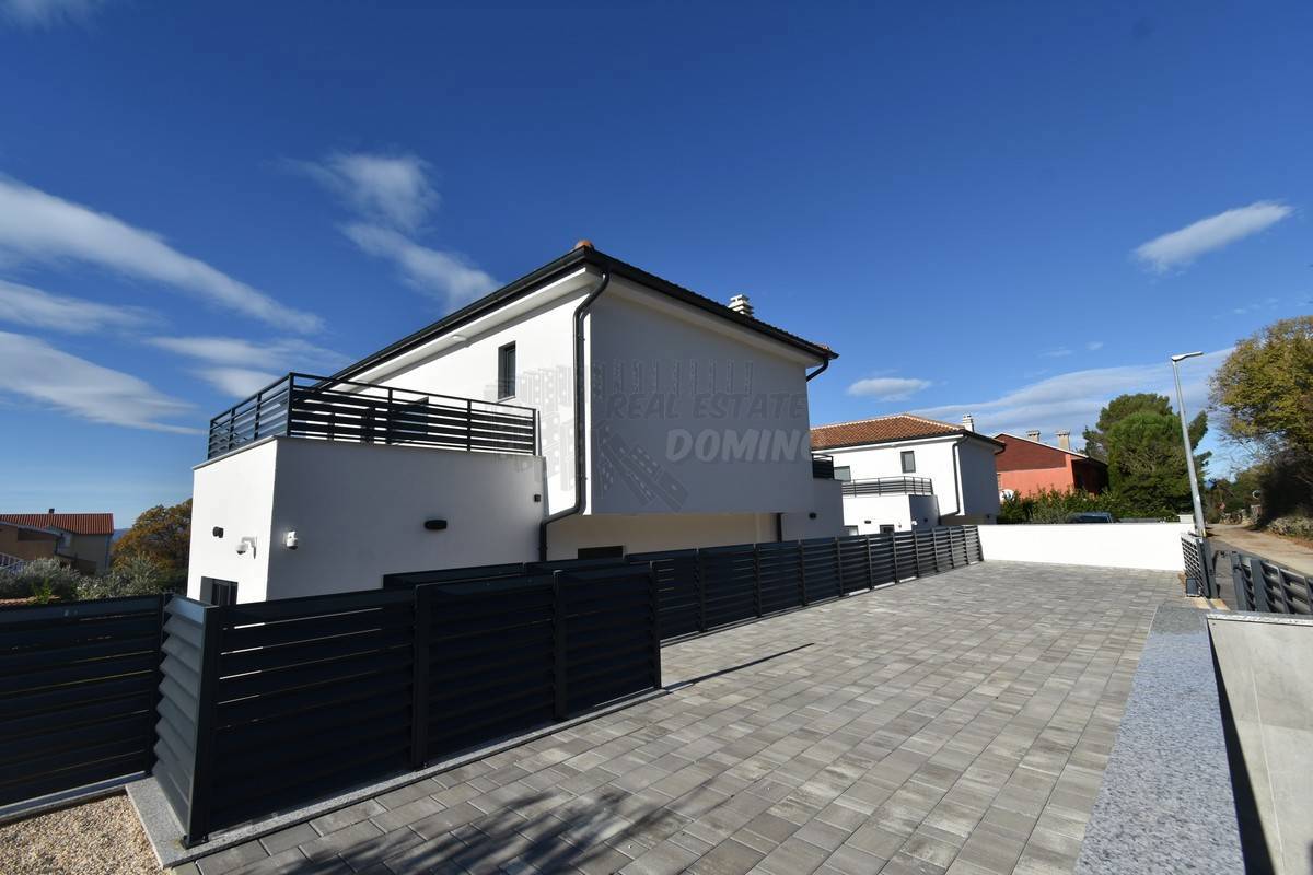 Luksuzna nova hiša s 4 spalnicami! Otok Krk!