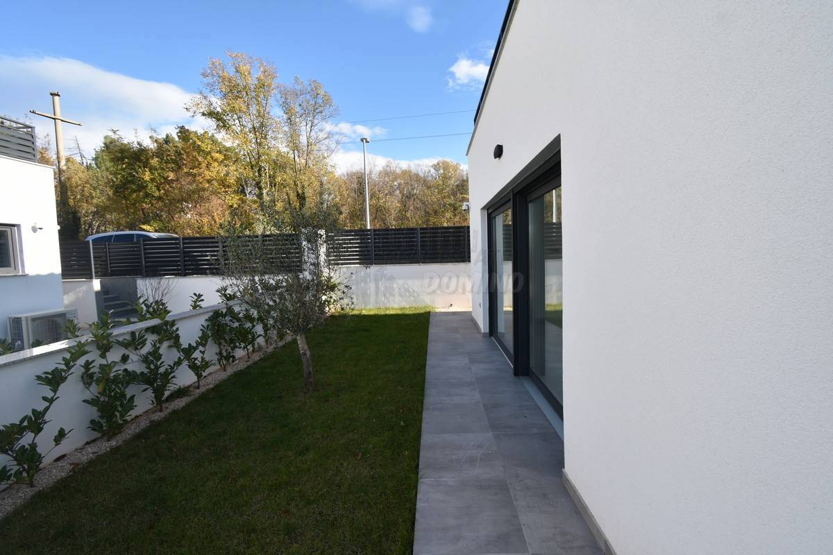 Luksuzna nova hiša s 4 spalnicami! Otok Krk!