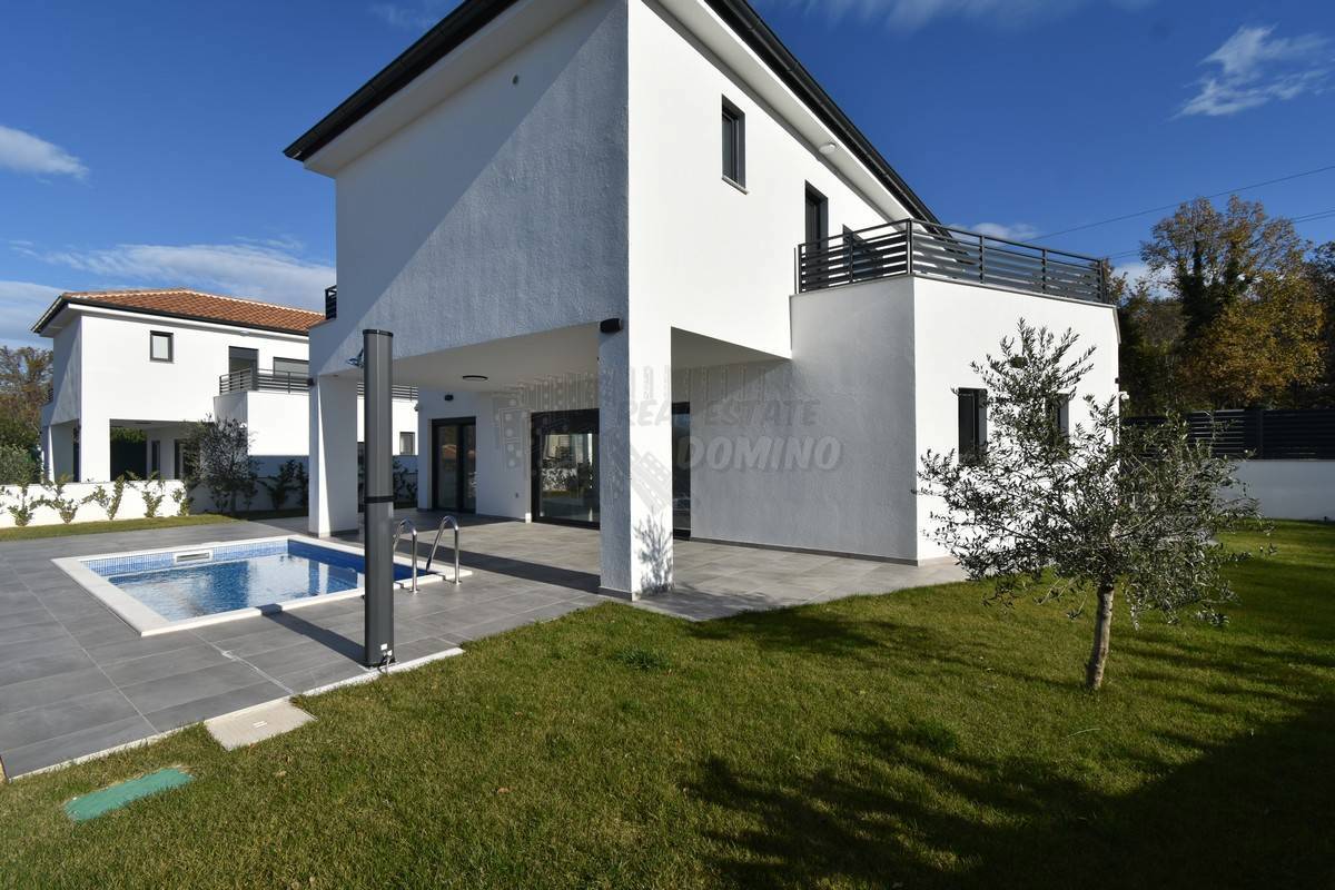 Luksuzna nova hiša s 4 spalnicami! Otok Krk!