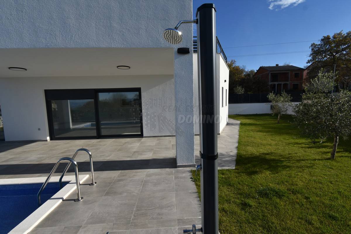 Luksuzna nova hiša s 4 spalnicami! Otok Krk!