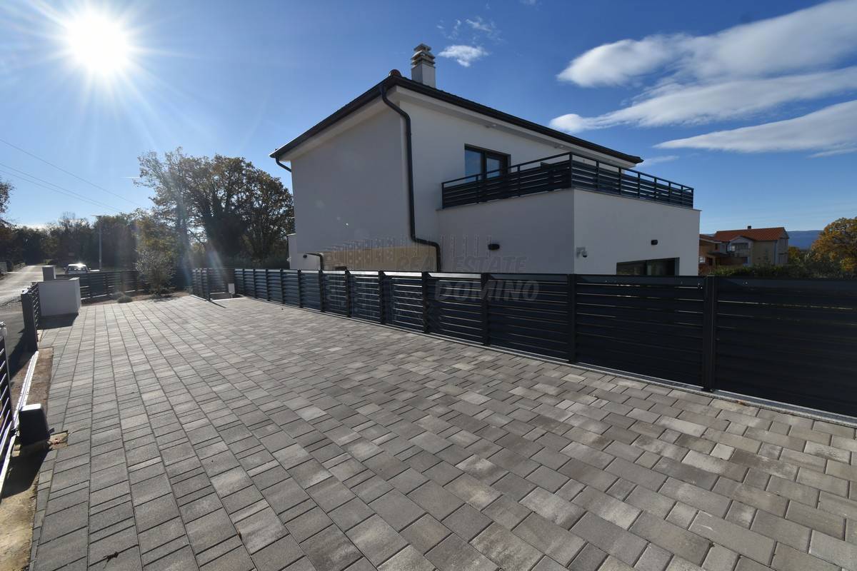 Luksuzna nova hiša s 4 spalnicami! Otok Krk!