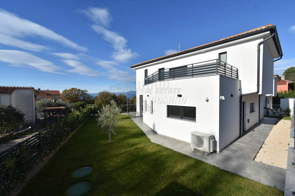 Luksuzna nova hiša s 4 spalnicami! Otok Krk!