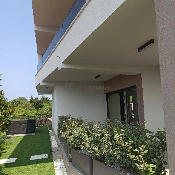 Vila s čudovitim pogledom na morje! Otok Krk!