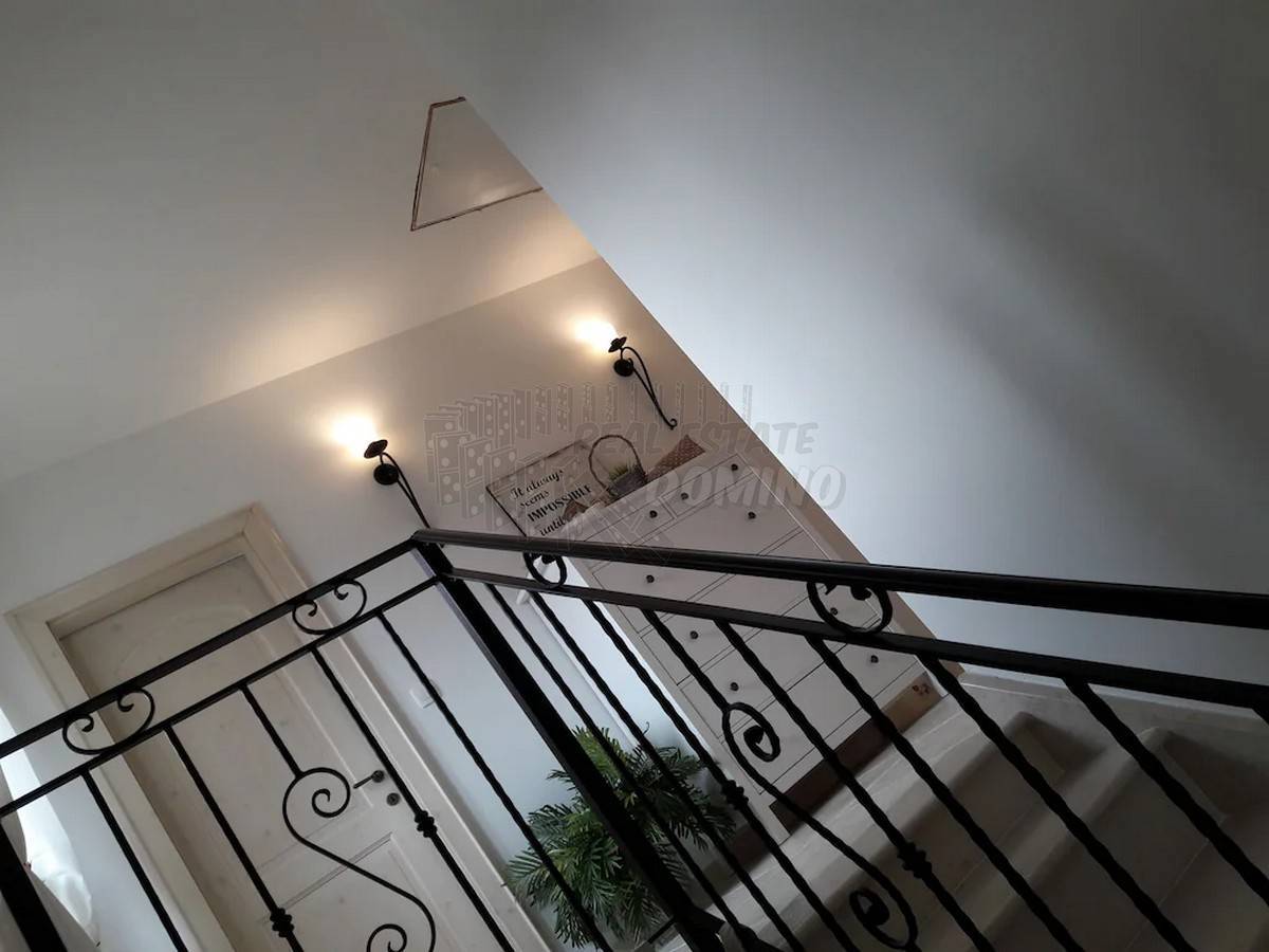 Čudovita vila z bazenom in pogledom na morje!