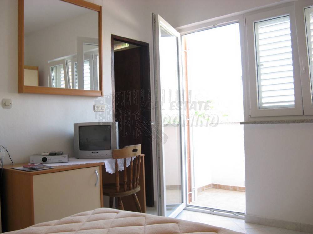 Mesto Krk-stanovanjska hiša za investicijo!