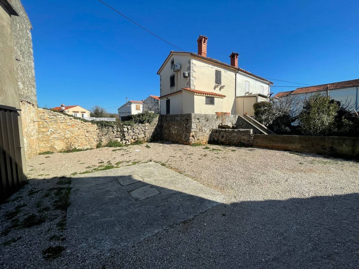 Hiša z veliko potenciala, otok Krk