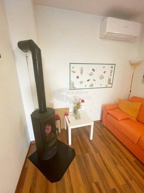 Apartma z zasebnim vrtom in skupnim bazenom!