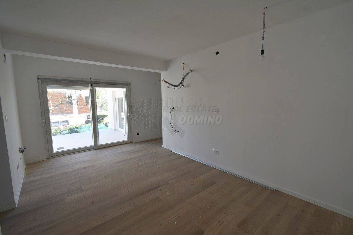 Apartma s skupnim bazenom! Mesto Krk - okolica!
