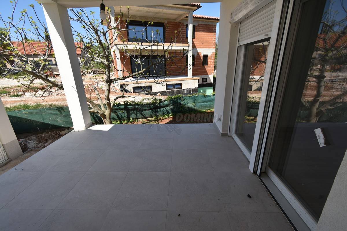 Apartma s skupnim bazenom! Mesto Krk - okolica!