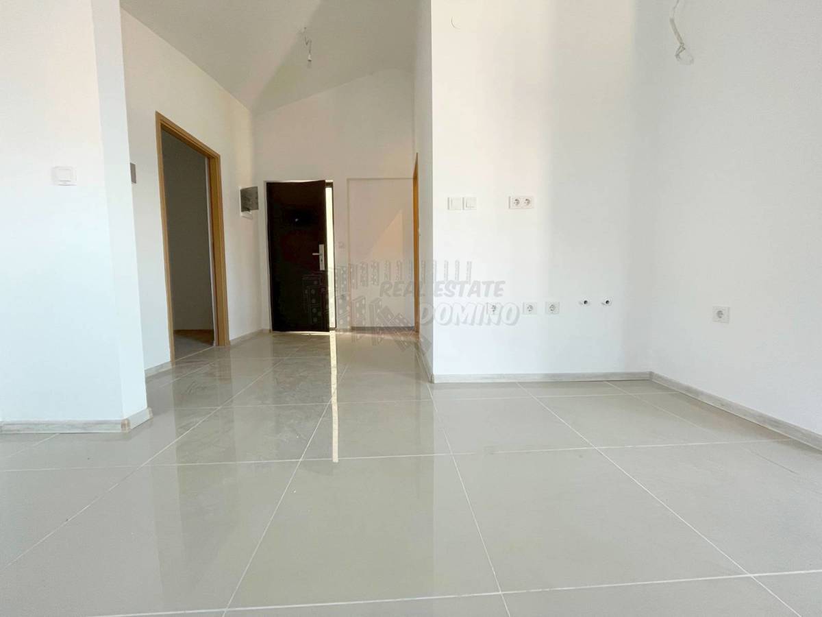 Stanovanje 150 metrov od morja! Pogled na morje!