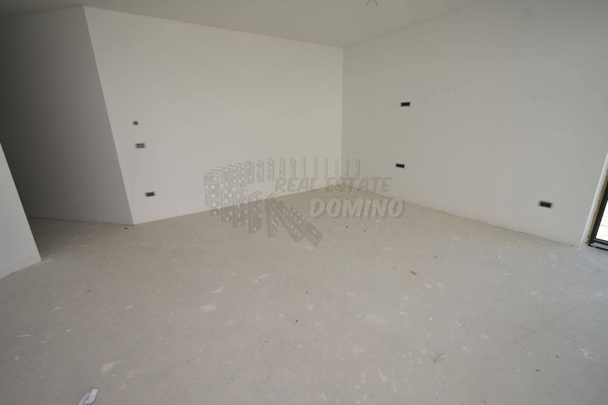 Novogradnja, Punat - stanovanje z vrtom in bazenom! ​