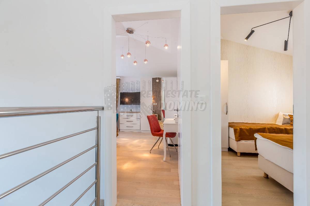 Čudovita vila z bazenom in razgledom! Malinska-okolica