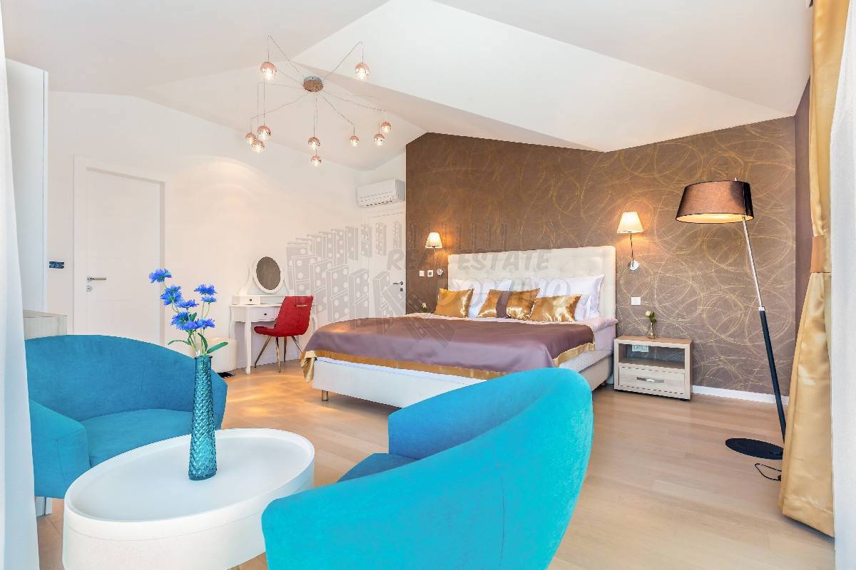 Čudovita vila z bazenom in razgledom! Malinska-okolica