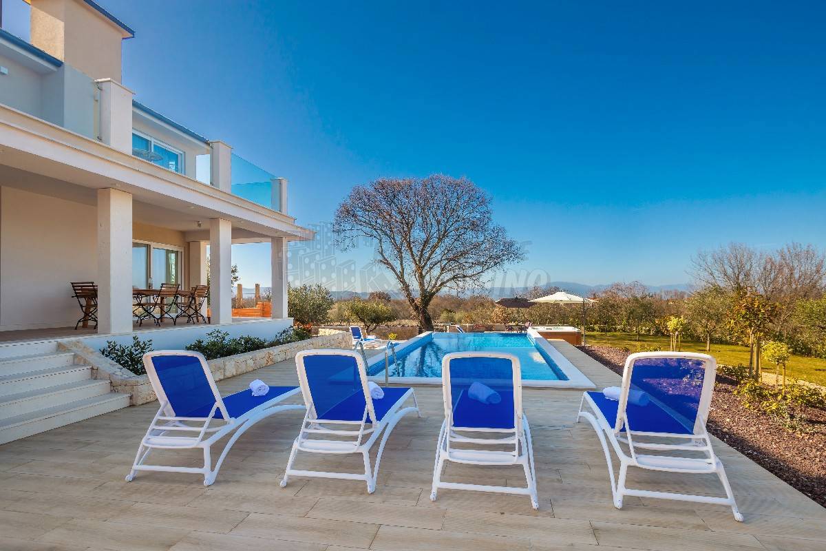 Čudovita vila z bazenom in razgledom! Malinska-okolica