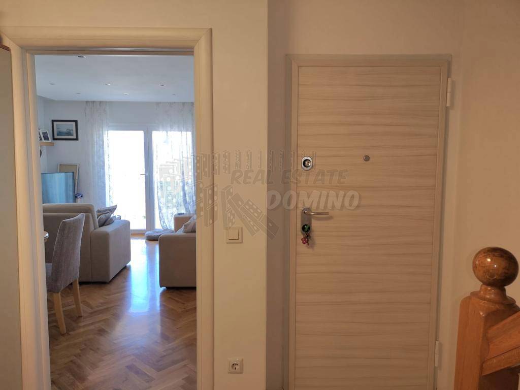 Dvoetažni apartma s pogledom na morje! Malinska!