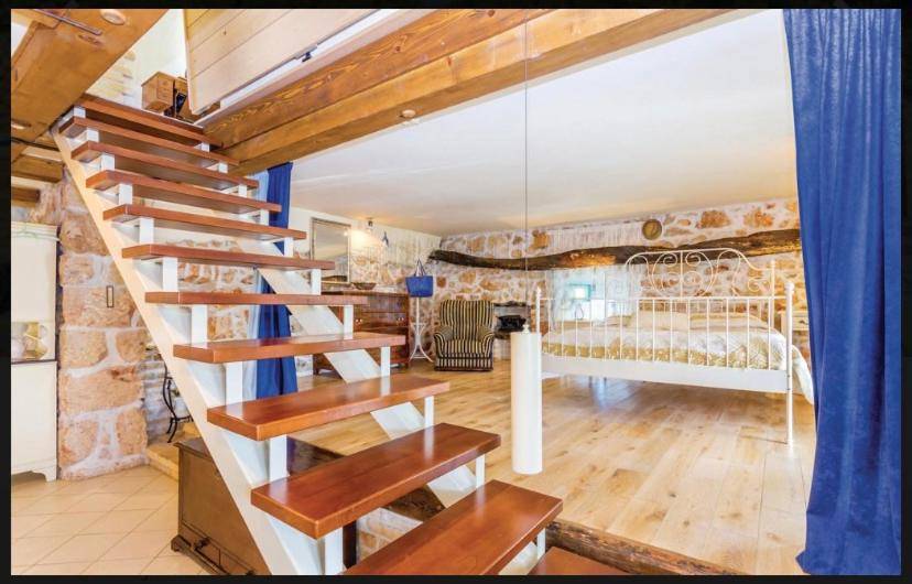 Hiša Dobrinj, 180m2
