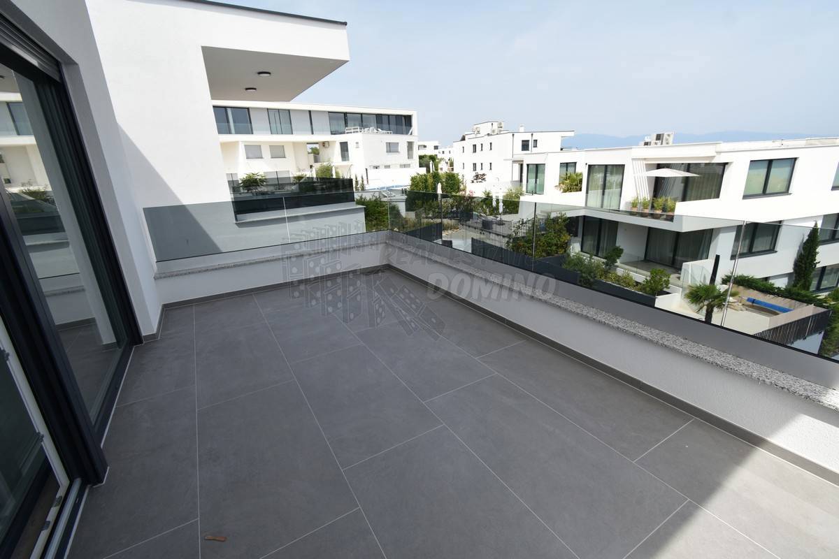 Apartma Malinska, Malinska-Dubašnica, 136m2