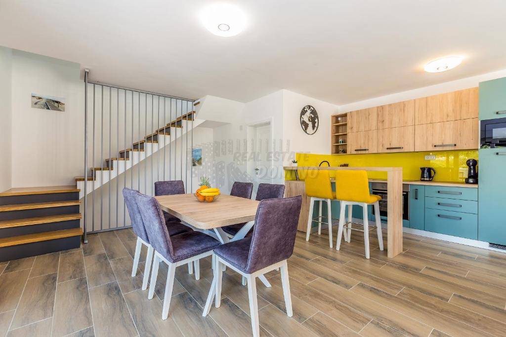 Hiša Malinska, Malinska-Dubašnica, 122m2