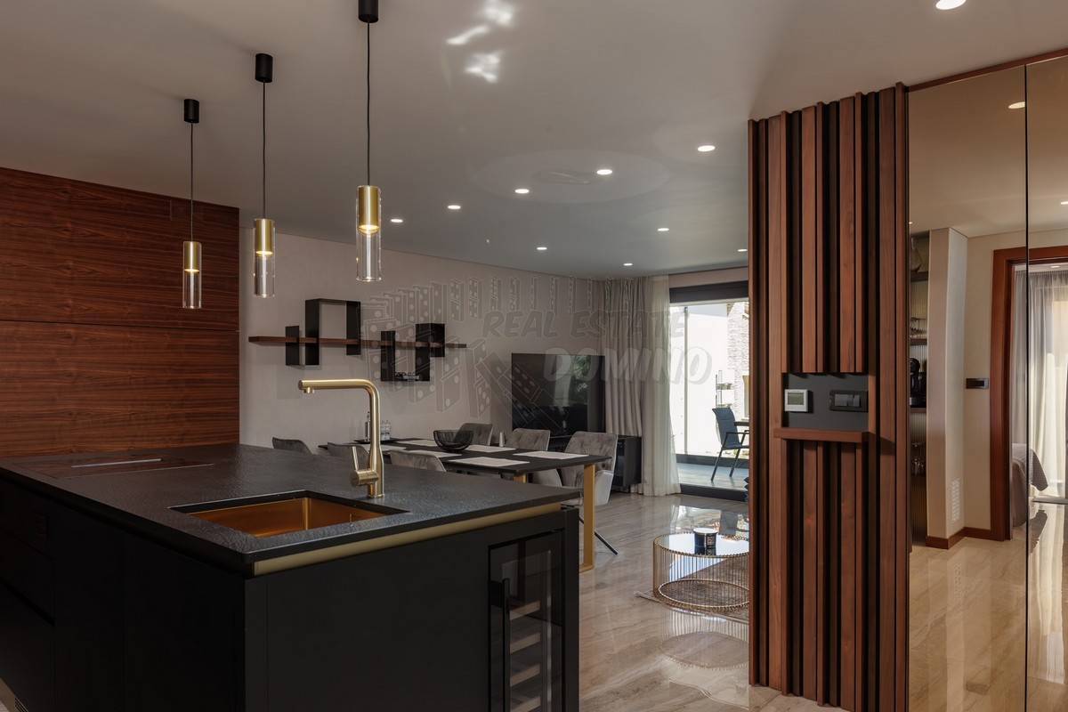 Apartma Malinska, Malinska-Dubašnica, 128m2