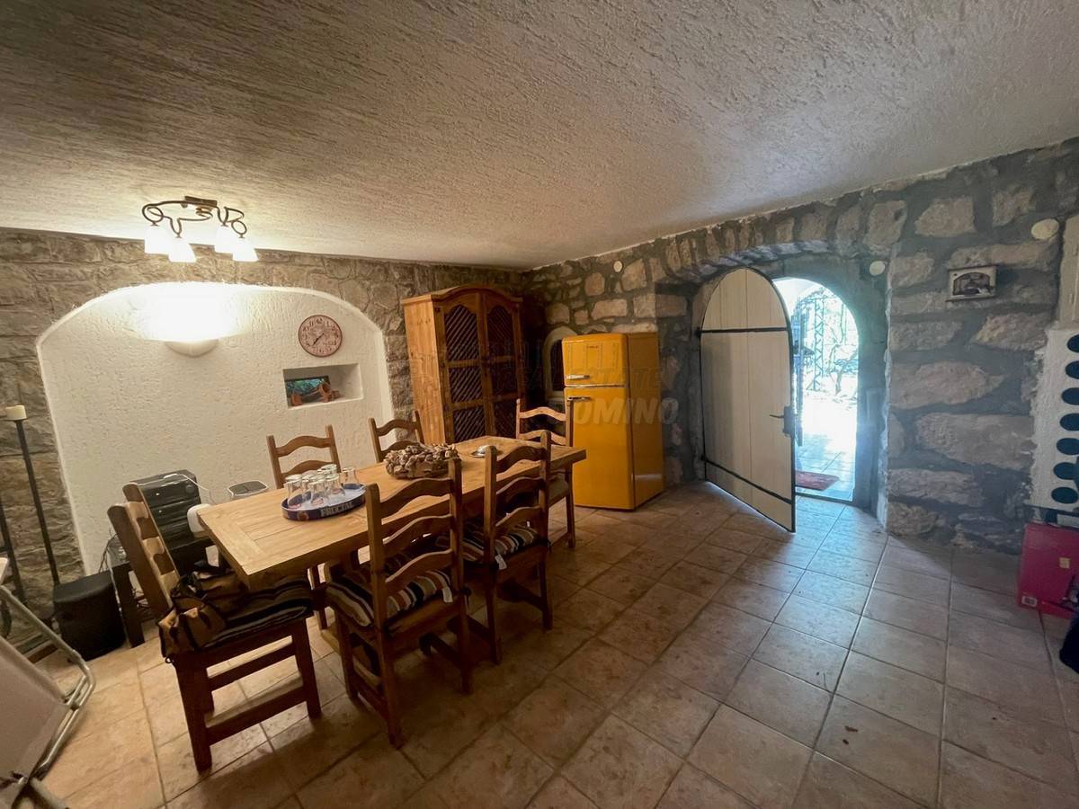 Čudovita prenovljena stara kamnita hiša! Otok Krk!!