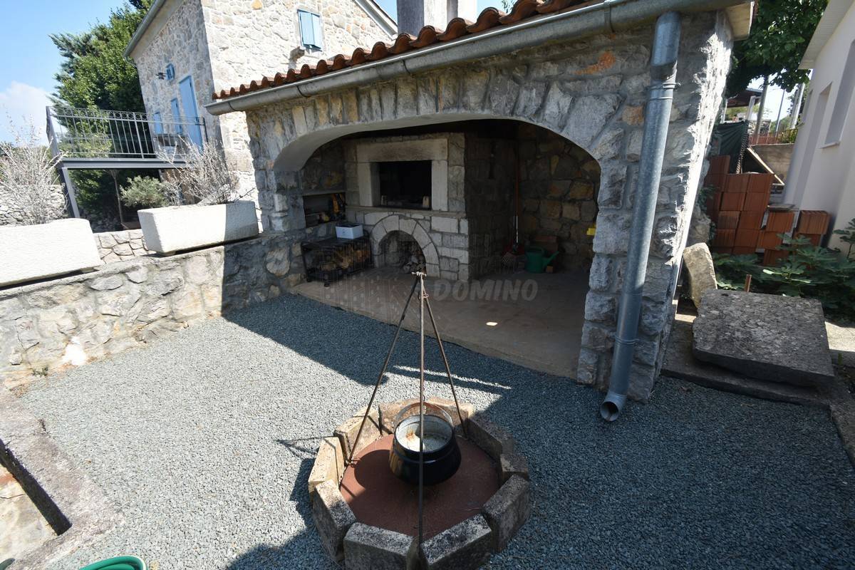 Čudovita prenovljena stara kamnita hiša! Otok Krk!!